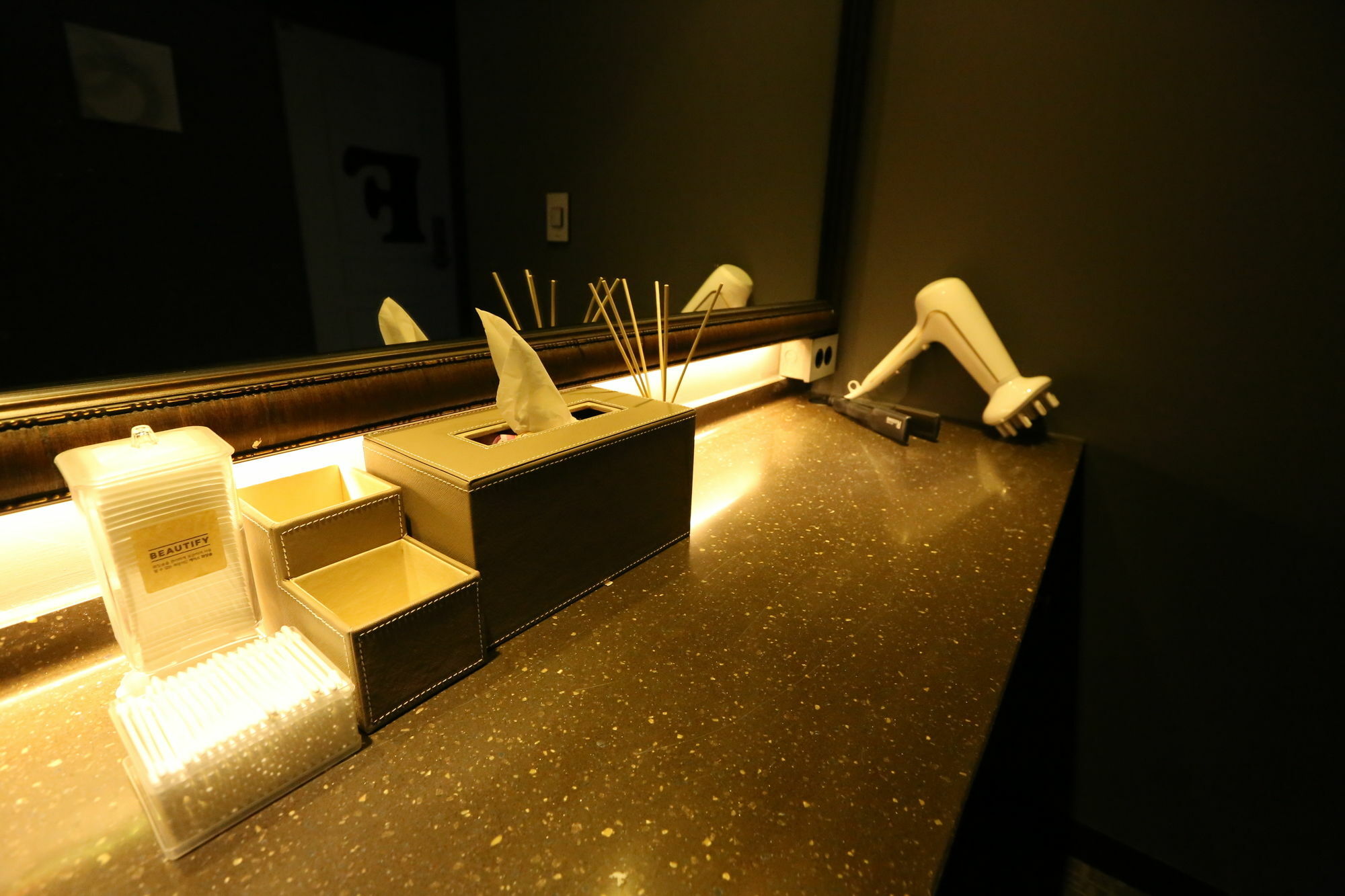 סיאול Philstay Myeongdong Boutique Female מראה חיצוני תמונה
